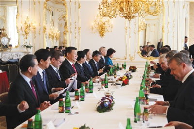 中国捷克建立战略伙伴关系