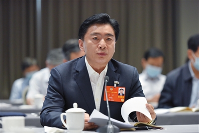 王荣 安排9个助力广东经济复苏议题